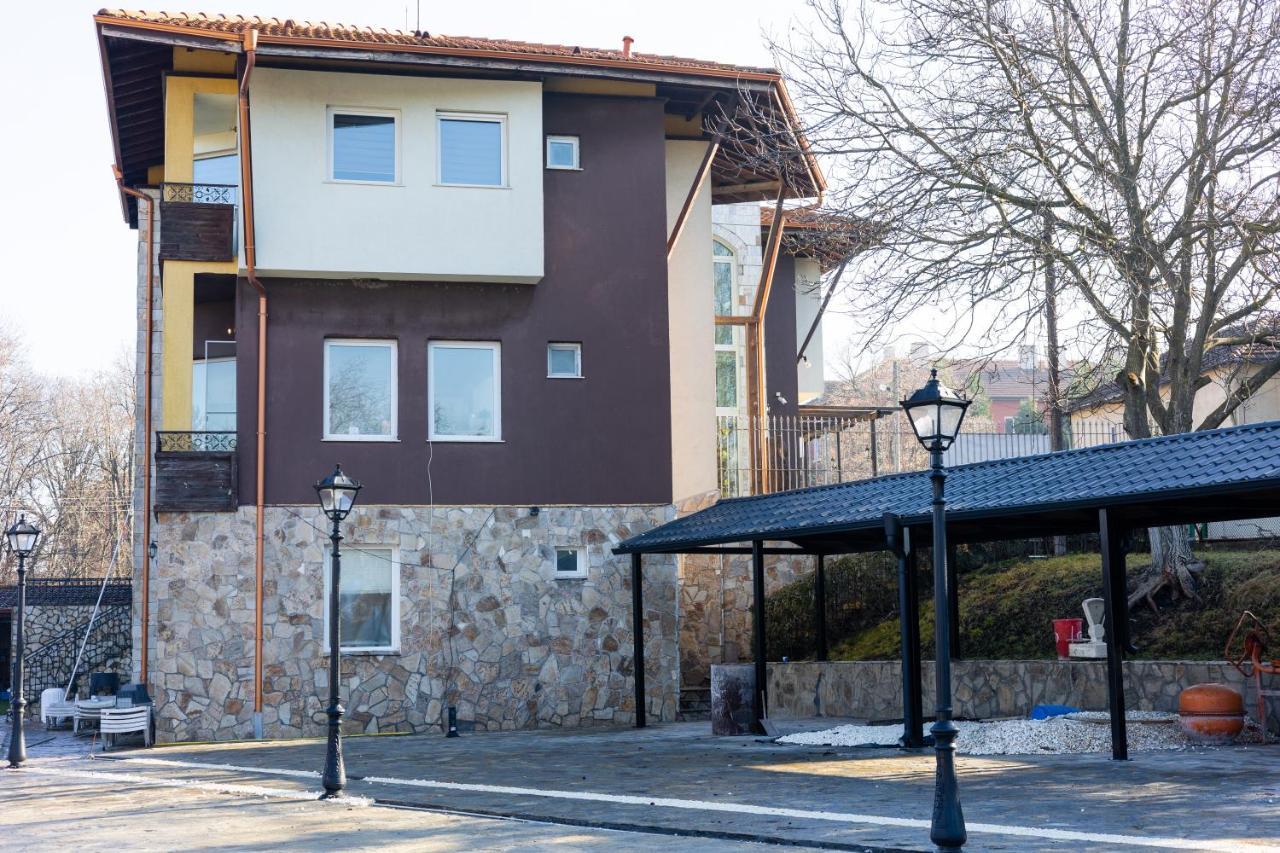 Sea And Mountain Hotel Prolesha Bagian luar foto